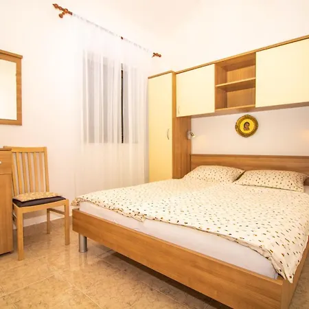 Appartement Renata With A View Baška