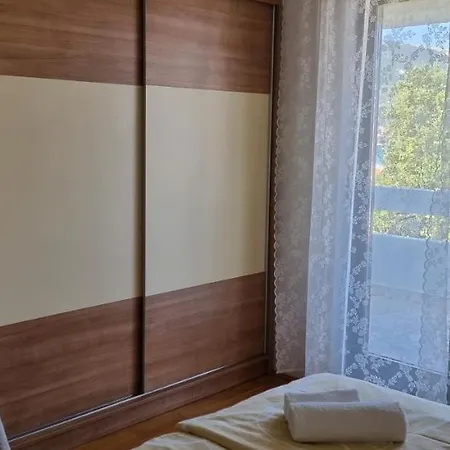 Renata With A View Appartement