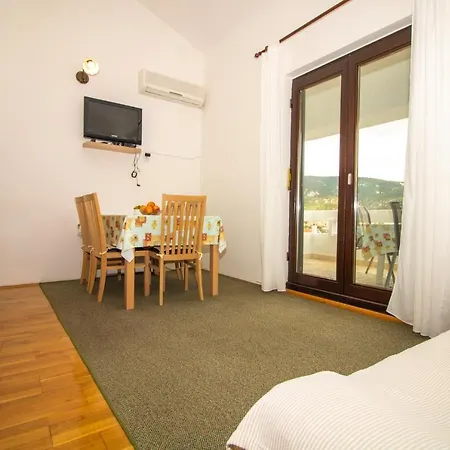 Apartment Renata With A View